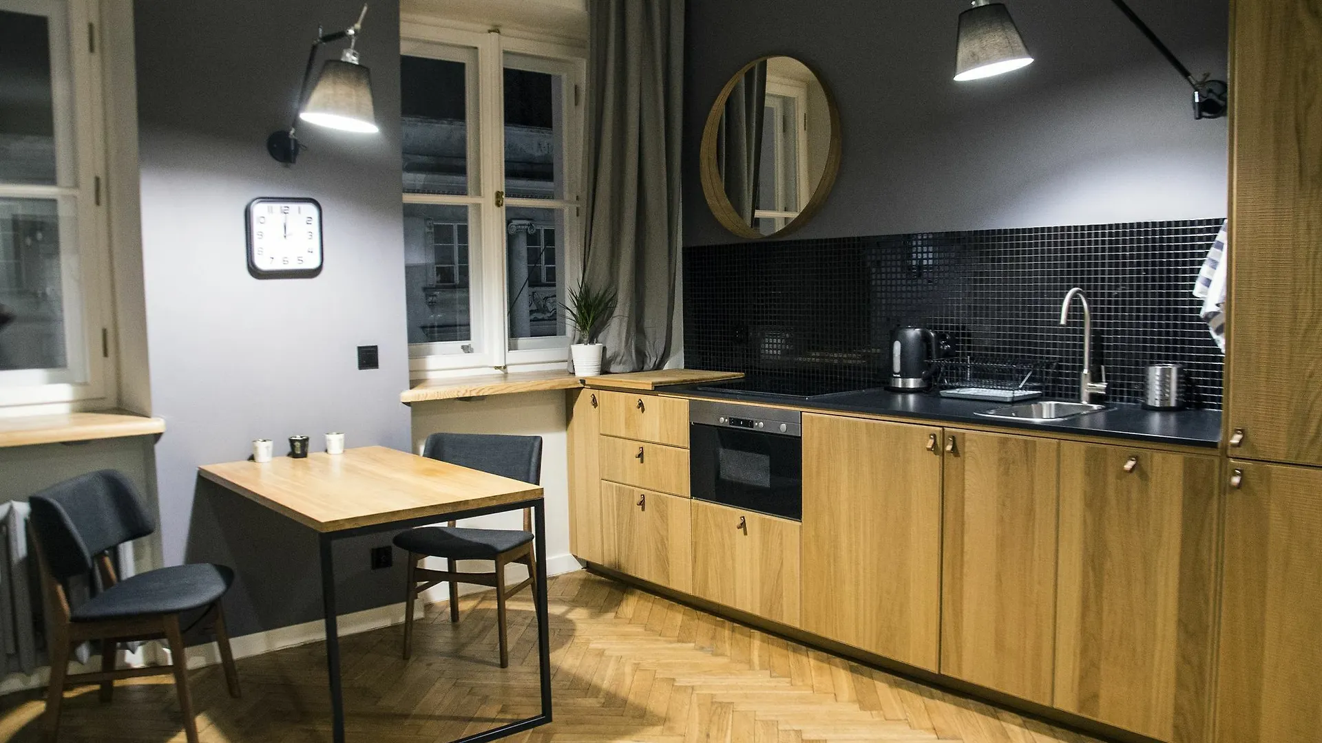 Fox Center Apartments Warsaw